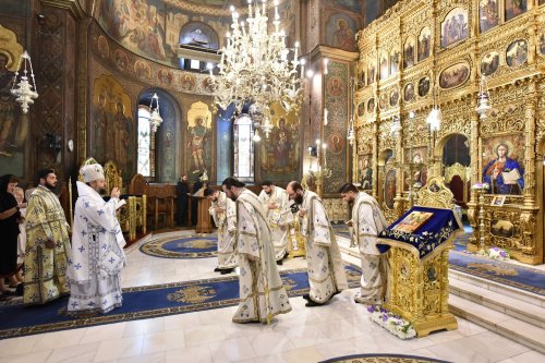 Preacinstirea Maicii Domnului la Catedrala Patriarhală Poza 305962