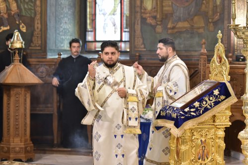 Preacinstirea Maicii Domnului la Catedrala Patriarhală Poza 305963