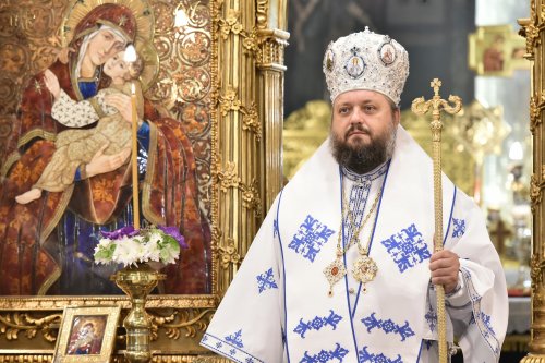 Preacinstirea Maicii Domnului la Catedrala Patriarhală Poza 305974