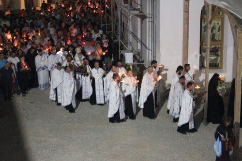 Prăznuire cu fast liturgic la Mănăstirea Tismana Poza 306170