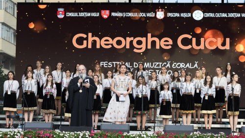 Festivalul de muzică corală laică și religioasă „Gheorghe Cucu”, la Vaslui Poza 306500