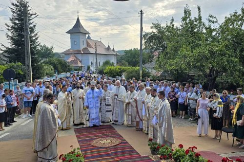 Sfințire de biserică în județul Iași Poza 306503