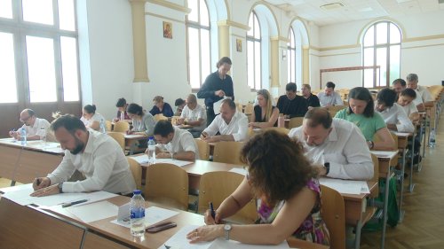 Perfecționare pentru profesorii de religie din Mitropolia Munteniei și Dobrogei Poza 306818