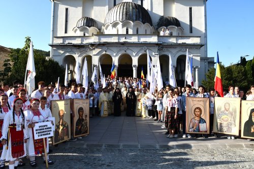 Întâlnirea Tinerilor Ortodocși din Banatul de Munte Poza 307380