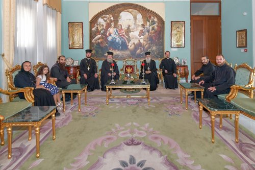 Primirea delegaţiei Patriarhiei Române la Reprezentanţa Patriarhiei Ierusalimului în Cipru Poza 307442