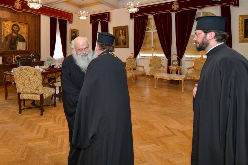 Delegaţia Patriarhiei Române în Cipru a fost primită de Arhiepiscopul Gheorghe al Ciprului Poza 307599