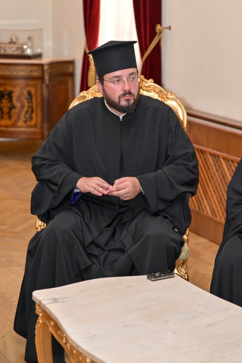 Delegaţia Patriarhiei Române în Cipru a fost primită de Arhiepiscopul Gheorghe al Ciprului Poza 307605