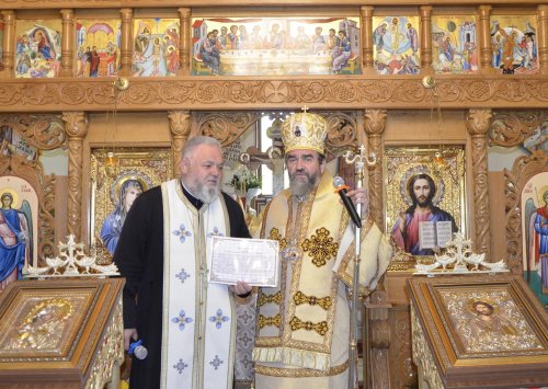 Slujiri arhiereşti în Episcopia Devei şi Hunedoarei Poza 307574