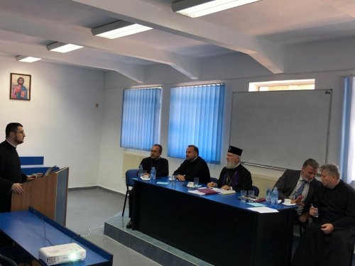 Un nou conferențiar universitar la Facultatea de Teologie Ortodoxă din Târgoviște Poza 307712