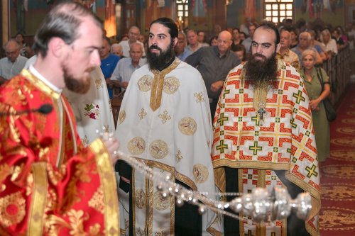 Biserica Arhanghelului Mihail din Limassol şi-a sărbătorit ocrotitorul spiritual Poza 307857