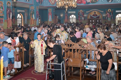 Biserica Arhanghelului Mihail din Limassol şi-a sărbătorit ocrotitorul spiritual Poza 307905