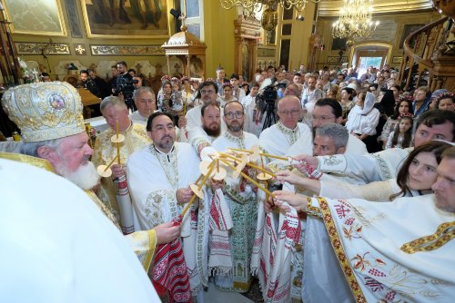 Veșmânt de har pentru biserica Sfântului Gheorghe din cartierul bucureștean Andronache Poza 307999