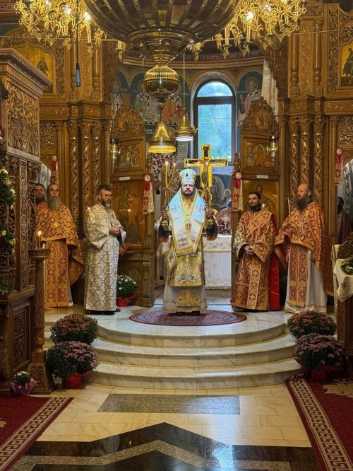 Episcopul Basarabiei de Sud, prezent la două mănăstiri nemțene Poza 308160