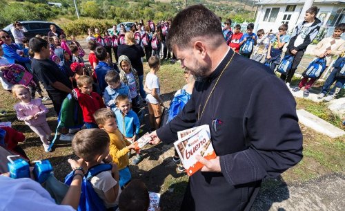 Sprijin pentru copii oferit de Episcopia Hușilor Poza 308121