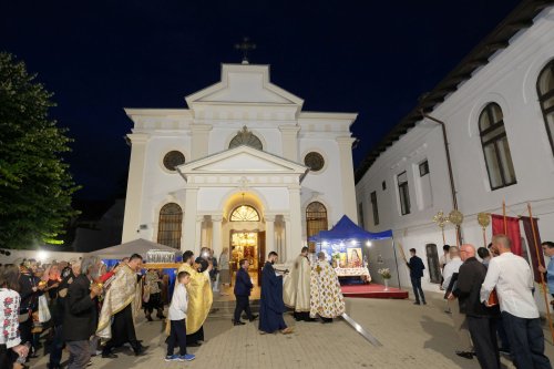 Evenimente duhovnicești de hramul Bisericii „Sfântul Vasile”-Victoria Poza 308257