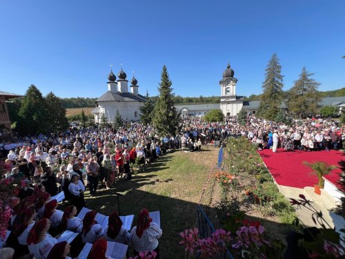 Mitropolitul Moldovei și Bucovinei, la Mănăstirea Vorona Poza 308195