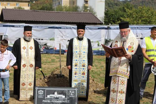 Piatra de temelie pentru o grădiniță ortodoxă la Baia Mare Poza 308319