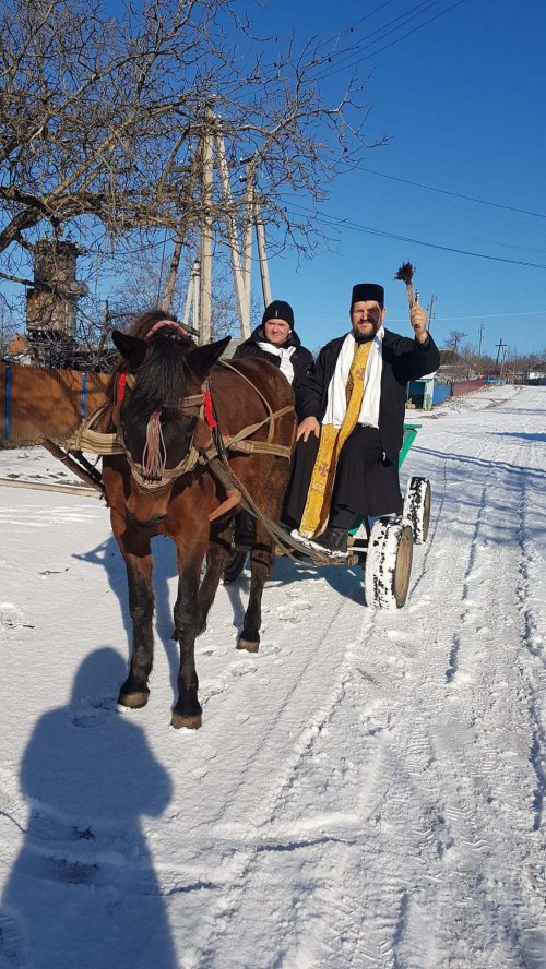 Biserica din Costuleni, laborator spiritual și cultural pentru elevi Poza 308366