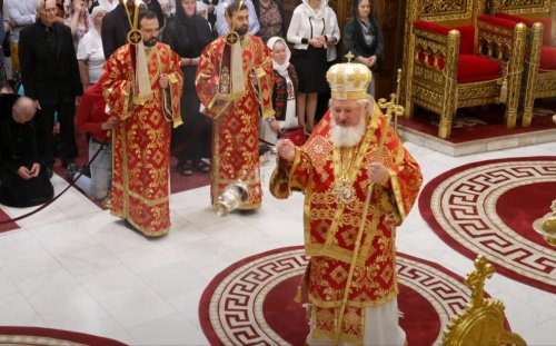 Înălțarea Sfintei Cruci sărbătorită la Catedrala Patriarhală din București Poza 308488