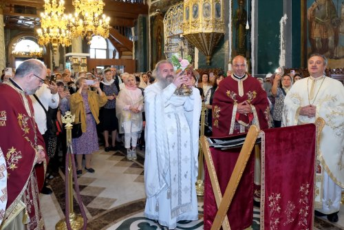 Zile de sărbătoare la Parohia „Sfântul Vasile cel Mare”-Victoria din București Poza 308507