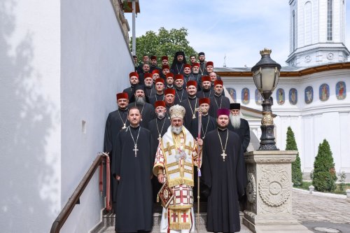 Sfințirea Paraclisului Reședinței Arhiepiscopale din Buzău Poza 308684