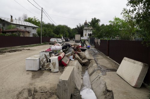 Programe eparhiale pentru sprijinirea sinistraților din Galați Poza 308978