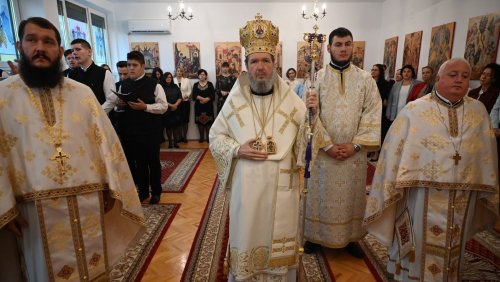 Sărbătoare la Liceul Ortodox „Episcop Roman Ciorogariu” din Oradea Poza 308949