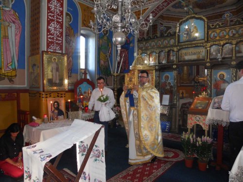 Biserica din Livedea, ca o inimă vindecată după junghiere Poza 308409