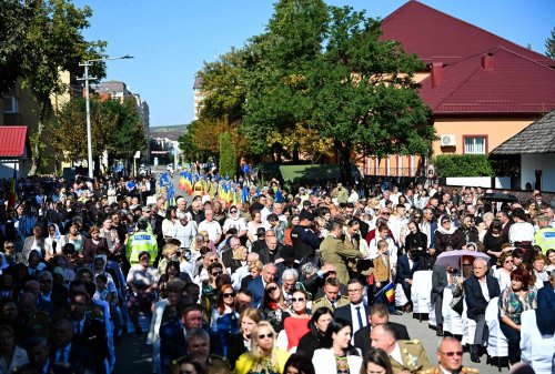 Biserica de Garnizoană „Înălțarea Domnului” din Bistrița a fost resfințită Poza 309451