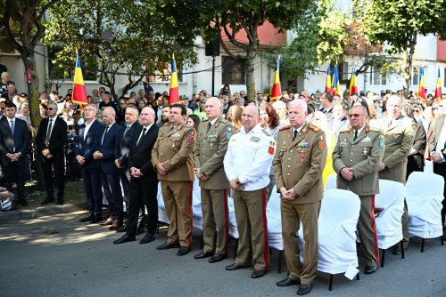 Biserica de Garnizoană „Înălțarea Domnului” din Bistrița a fost resfințită Poza 309452