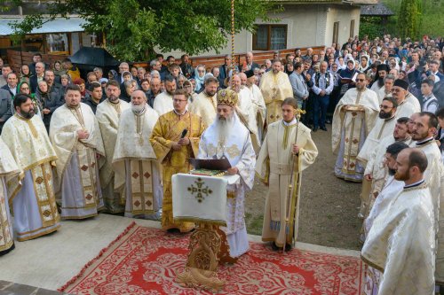 Sfințire de biserică la Telec - Bicazu Ardelean Poza 309458