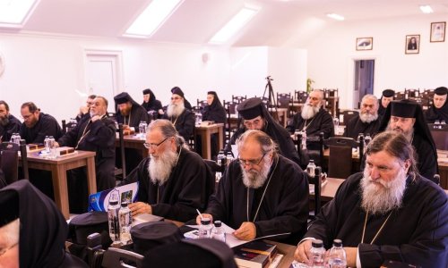 Sinaxă monahală în Episcopia Hușilor Poza 309634