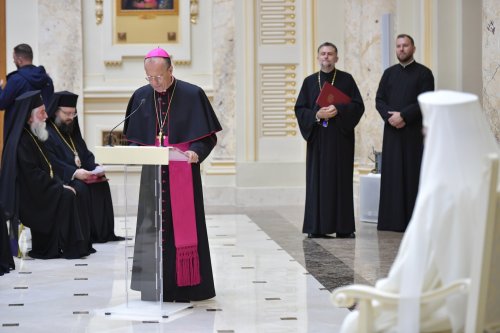 Moment festiv la aniversarea întronizării Patriarhului României Poza 309965