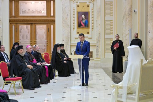 Moment festiv la aniversarea întronizării Patriarhului României Poza 309999