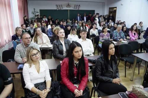 Început de an universitar pentru teologii gălățeni Poza 310097