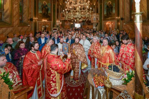 Zi de hram la Biserica Zlătari din București Poza 310309