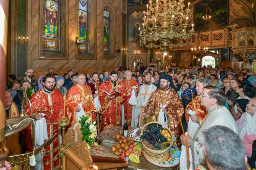 Zi de hram la Biserica Zlătari din București Poza 310322