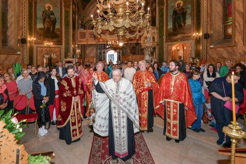 Zi de hram la Biserica Zlătari din București Poza 310351