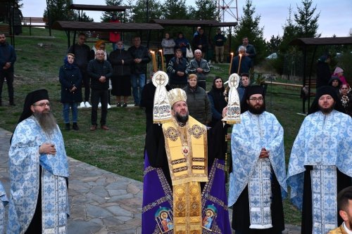 Sărbătoarea „Acoperământul Maicii Domnului” în Episcopia Caransebeșului Poza 310431