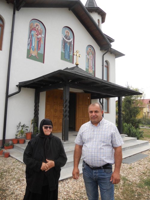 Biserica Mănăstirii Talpa, poartă deschisă spre Înviere Poza 309750