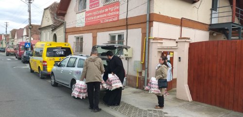 Daruri pentru vârstnicii aflaţi în grija Arhiepiscopiei Sibiului Poza 310837