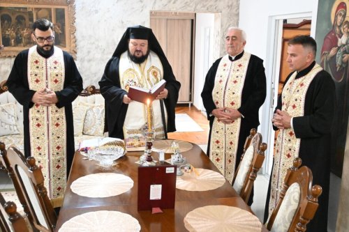 Liturghie arhierească în Parohia Cehei, Sălaj Poza 310811