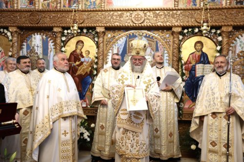 Târnosirea Bisericii „Sfântul Ierarh Vasile cel Mare” din Baia Mare Poza 310814