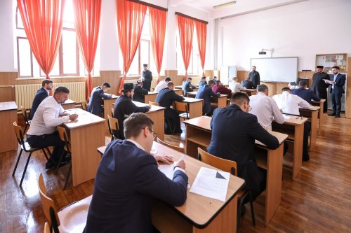 Examen de capacitate preoțească în Arhiepiscopia Buzăului și Vrancei Poza 311184