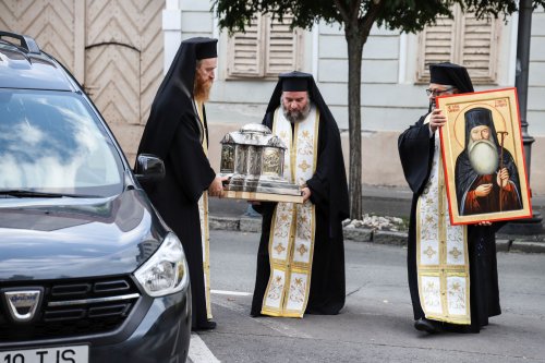 Moaştele Sfântului Gheorghe de la Cernica aduse la Sibiu Poza 311428