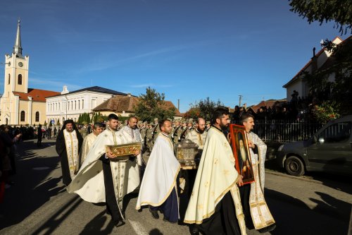 Moaştele Sfântului Gheorghe de la Cernica, în Mărginimea Sibiului Poza 311621