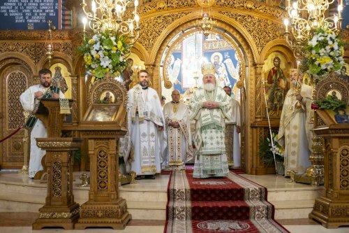 Praznicul Bisericii „Sfânta Vineri”- Drumul Taberei Poza 311779