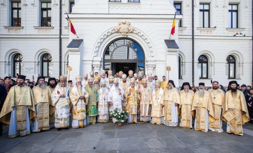 Sfânta Parascheva, cinstită în rugăciune de mii de suflete Poza 311795