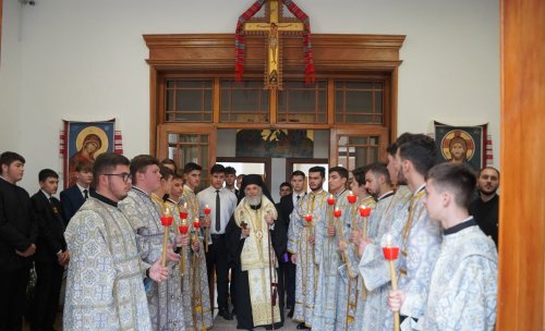 Pomenirea unui eveniment istoric din Arhiepiscopia Dunării de Jos Poza 312172