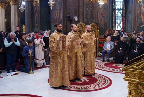 Duminica a 23-a după Rusalii la Catedrala Patriarhală Poza 312310